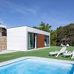 Complejo Con Piscina