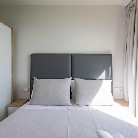 Complejo Con Piscina * פוברה דו קאראמינל