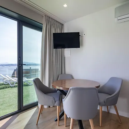 דירה Complejo Con Piscina פוברה דו קאראמינל