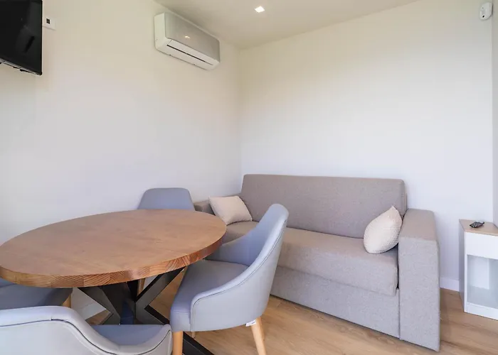 Complejo Con Piscina Διαμέρισμα Pobra Do Caraminal