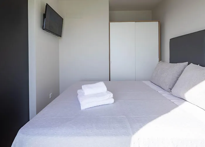 Complejo Con Piscina