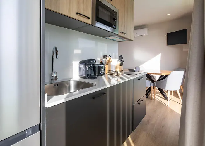 Complejo Con Piscina Διαμέρισμα Pobra Do Caraminal